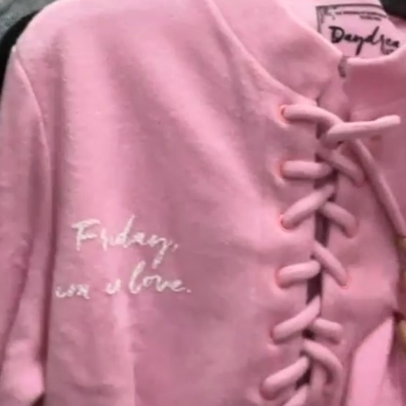 Revolve Daydream Nation Friday I’m in Love Top in Cotton Candy Size XL NWT - Picture 5 of 12